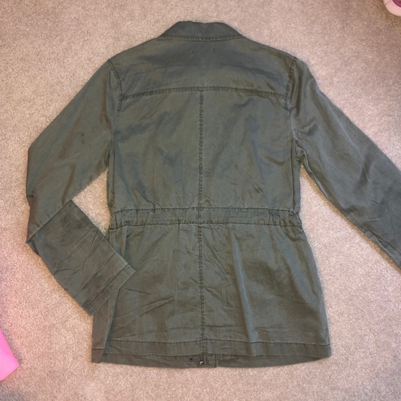 Army green jacket - Picture 2 of 3